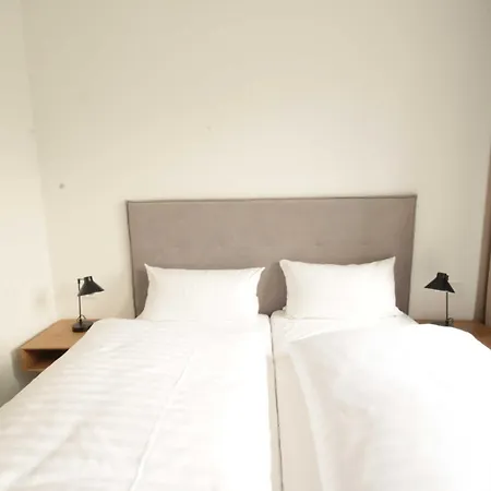 Lindholm-strandnaehe -balkon-im Zentrum Von 1 公寓 *