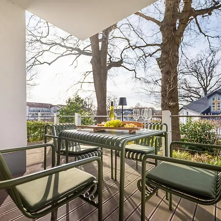 Lindholm-strandnaehe -balkon-im Zentrum Von 1 宾茨
