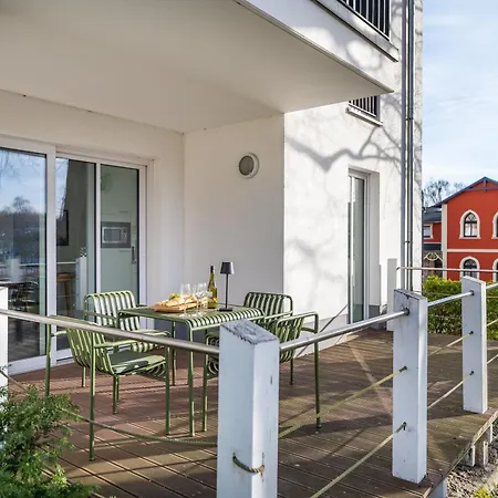 Lindholm-strandnaehe -balkon-im Zentrum Von 1 公寓 宾茨