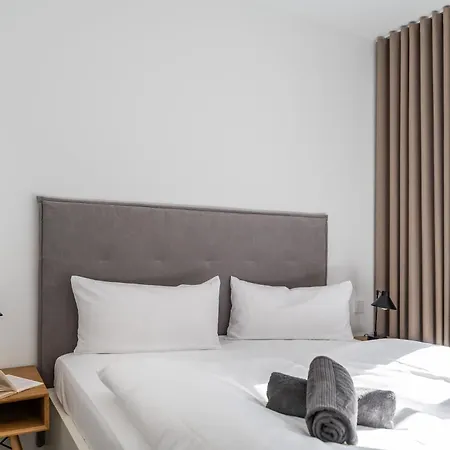 公寓 Lindholm-strandnaehe -balkon-im Zentrum Von 1 *
