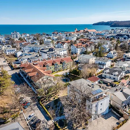 Lindholm-strandnaehe -balkon-im Zentrum Von 1 * Binz