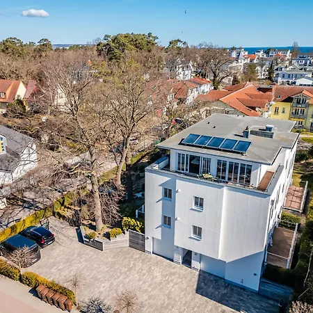 Lindholm-strandnaehe -balkon-im Zentrum Von 1 Apartment *