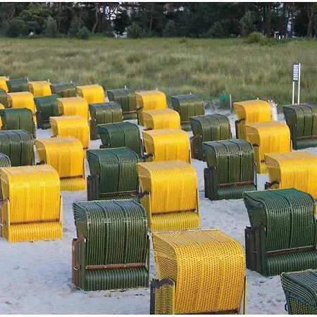 Lindholm-strandnaehe -balkon-im Zentrum Von 1