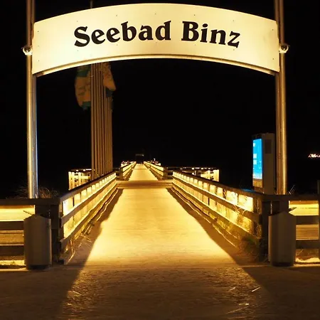 Lindholm-strandnaehe -balkon-im Zentrum Von 1 아파트 빈츠