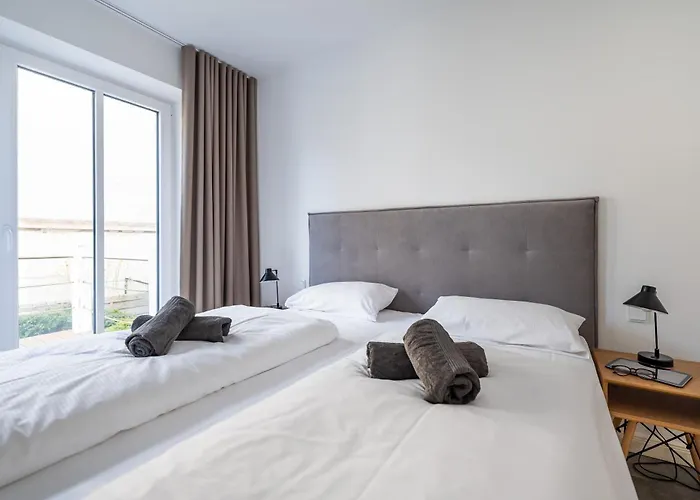 Lindholm-strandnaehe -balkon-im Zentrum Von 1 Apartmán Binz