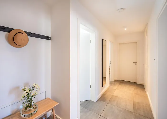 Lindholm-strandnaehe -balkon-im Zentrum Von 1 *