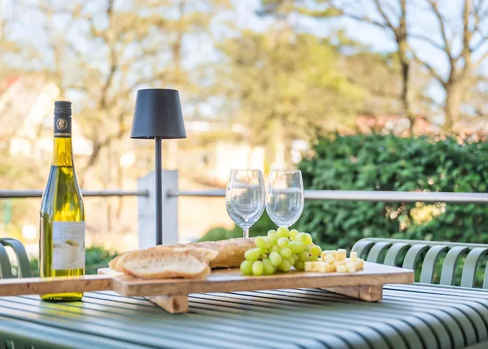 Lindholm-strandnaehe -balkon-im Zentrum Von 1 Apartmán